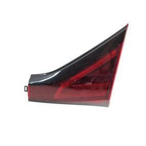 Lanterna Direita Tampa Traseira - Nissan Kicks - 2022 2023 2024 - Original